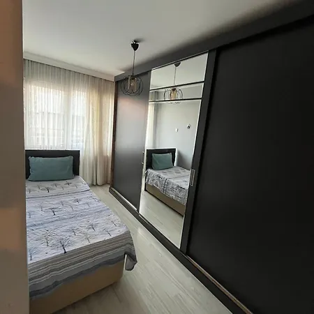 Huzurlu, Modern Ve Sik Apartman