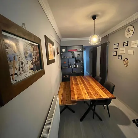 Huzurlu, Modern Ve Sik * Izmir