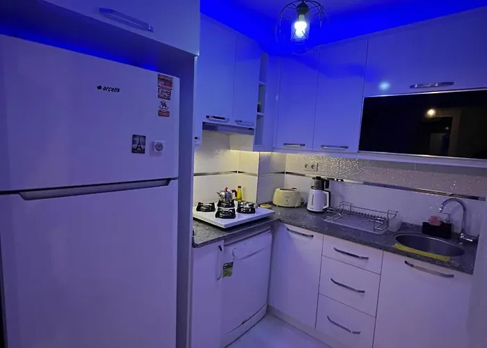 Huzurlu, Modern Ve Sik * İzmir